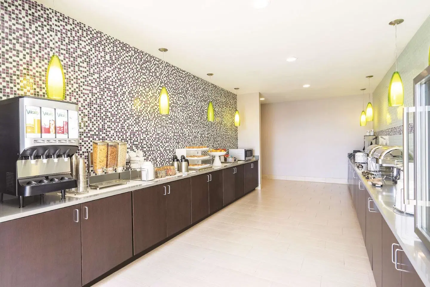 La Quinta Inn & Suites by Wyndham Memphis Downtown Restaurant