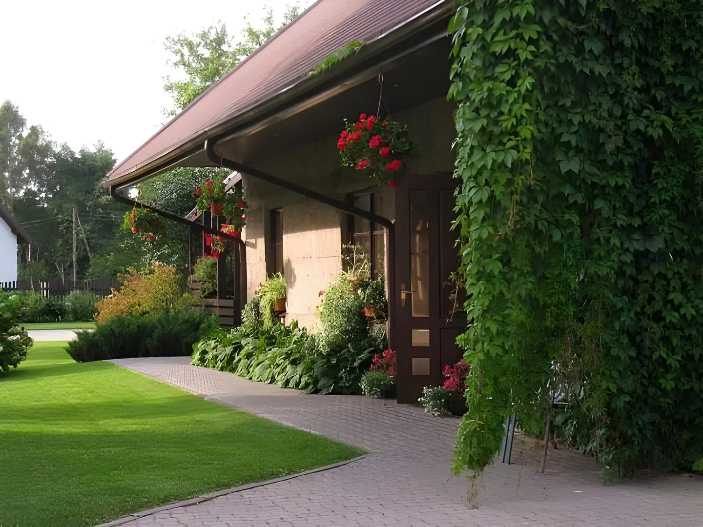 Livonija EXTERIOR