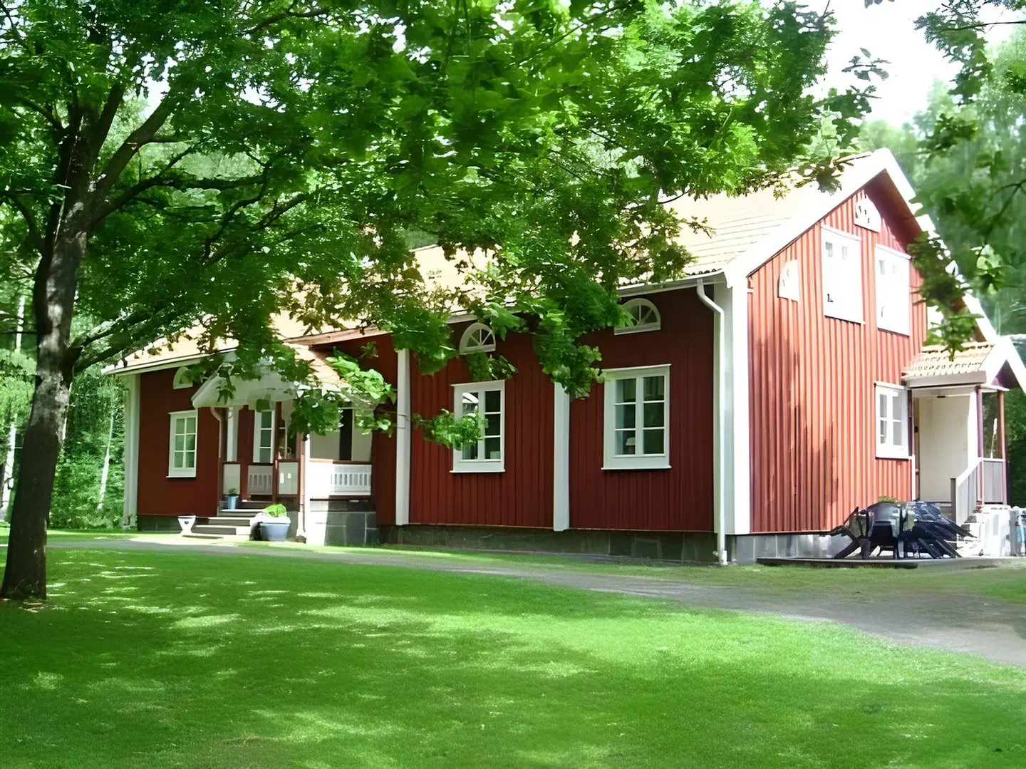 Nordiska Folkhögskolan Bed and Breakfast EXTERIOR