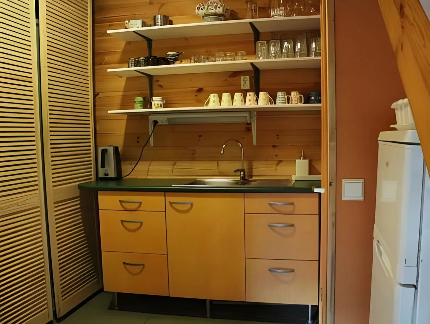 Beltes Street Guest House ROOM_EXAMPLE