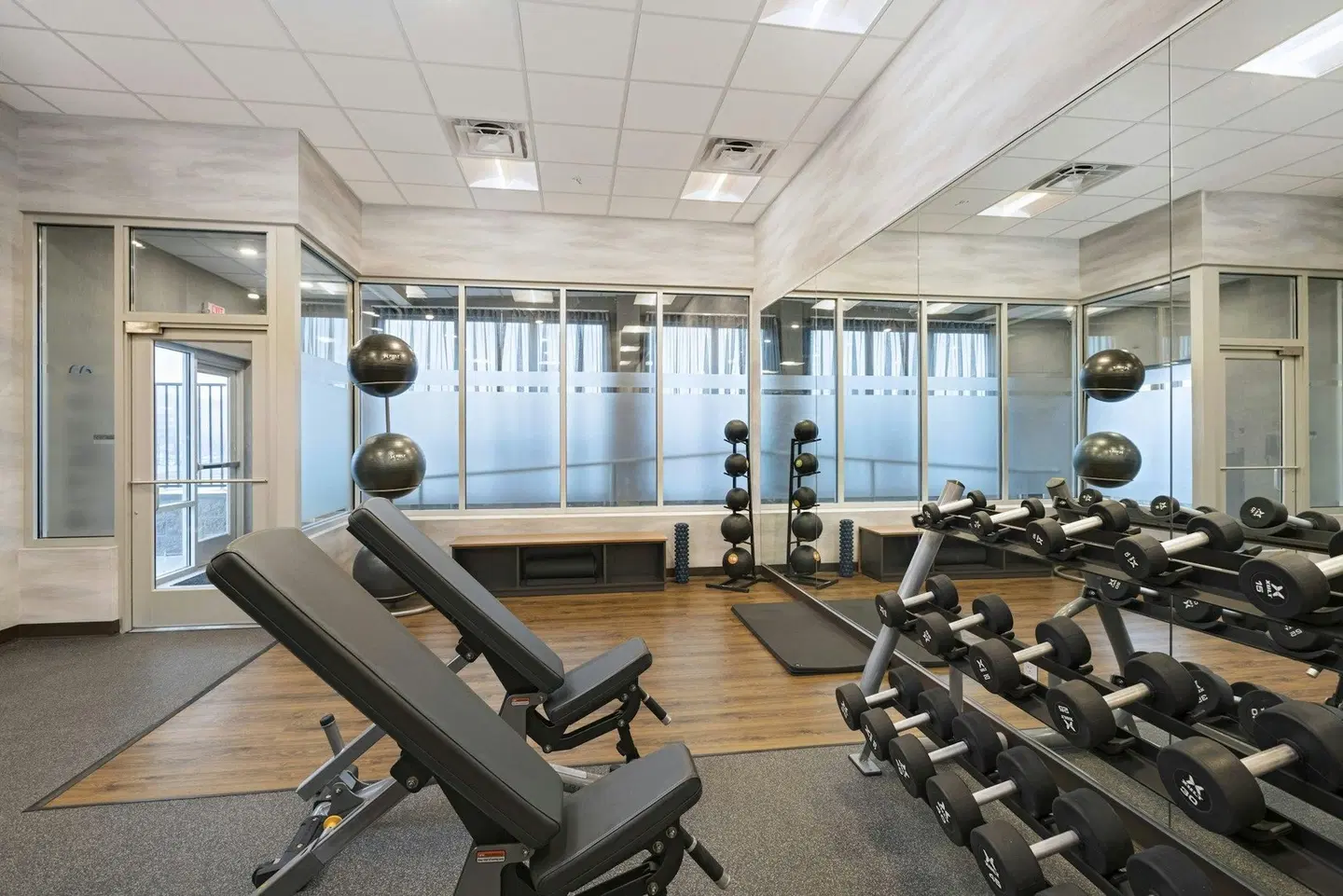 Fairfield by Marriott Inn & Suites St. Louis Downtown SPORTS_AND_LEISURE