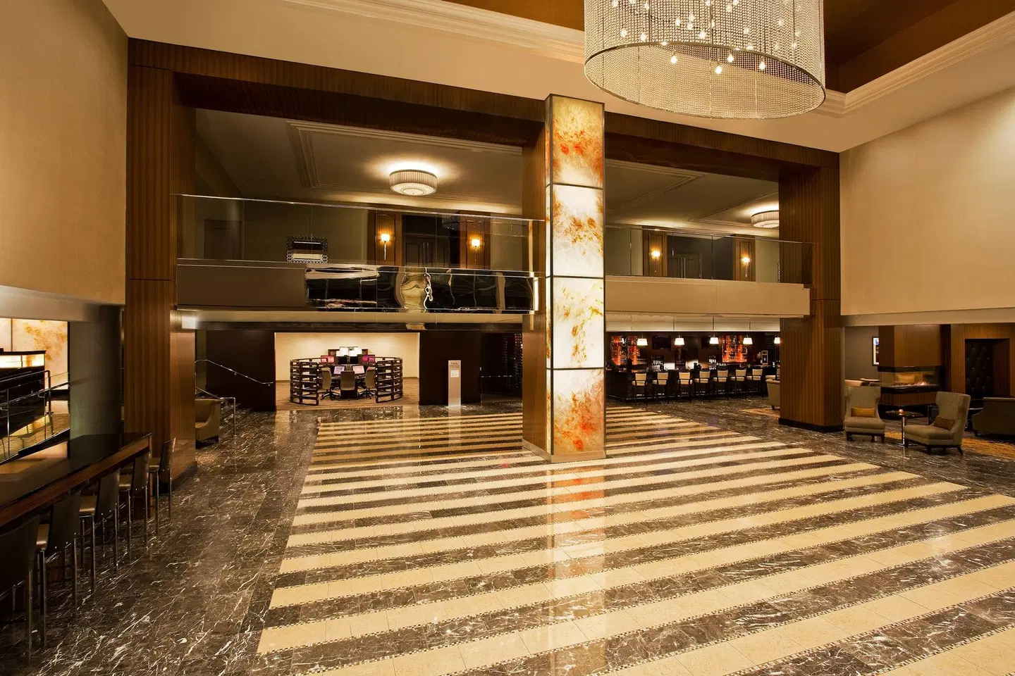 Sheraton Hotel Valley Forge LOUNGE_LOBBY