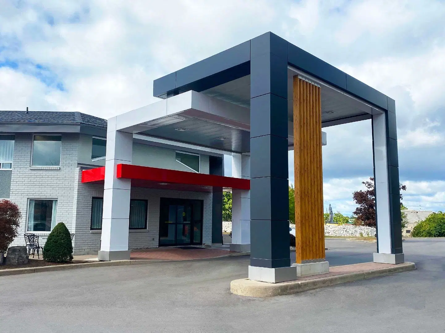 Comfort Inn Sault Ste. Marie EXTERIOR