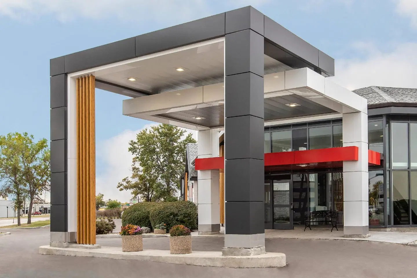 Comfort Inn Sault Ste. Marie EXTERIOR