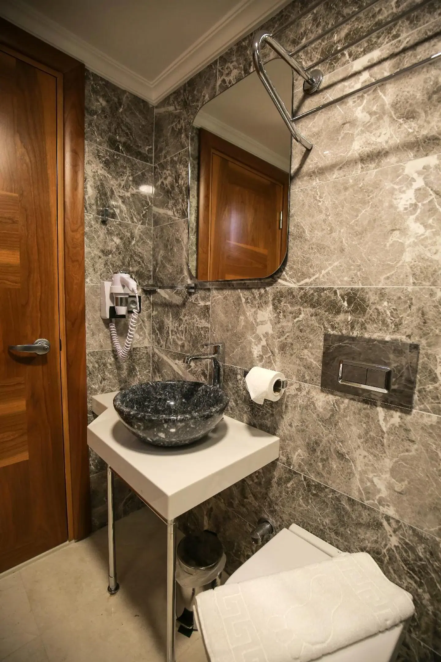 Artika Hotel Badezimmer