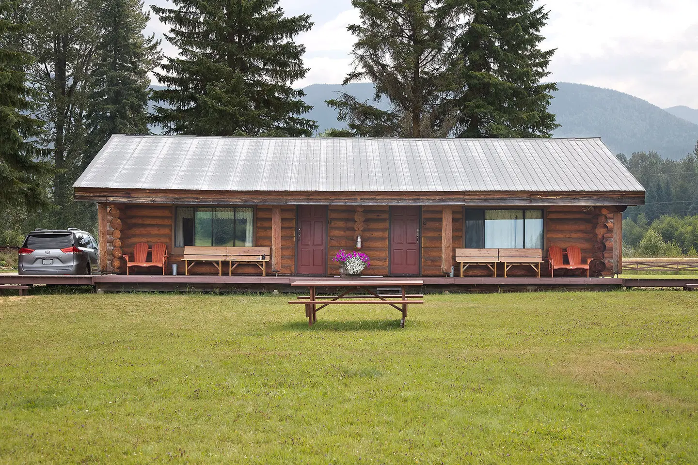 Wells Gray Guest Ranch EXTERIOR