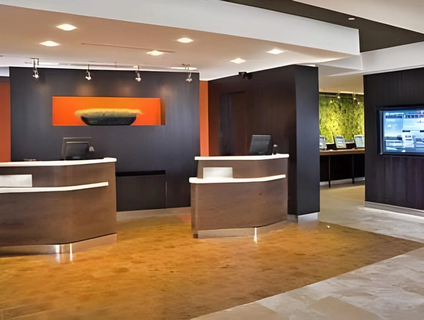 Courtyard by Marriott Milwaukee Downtown LOUNGE_LOBBY