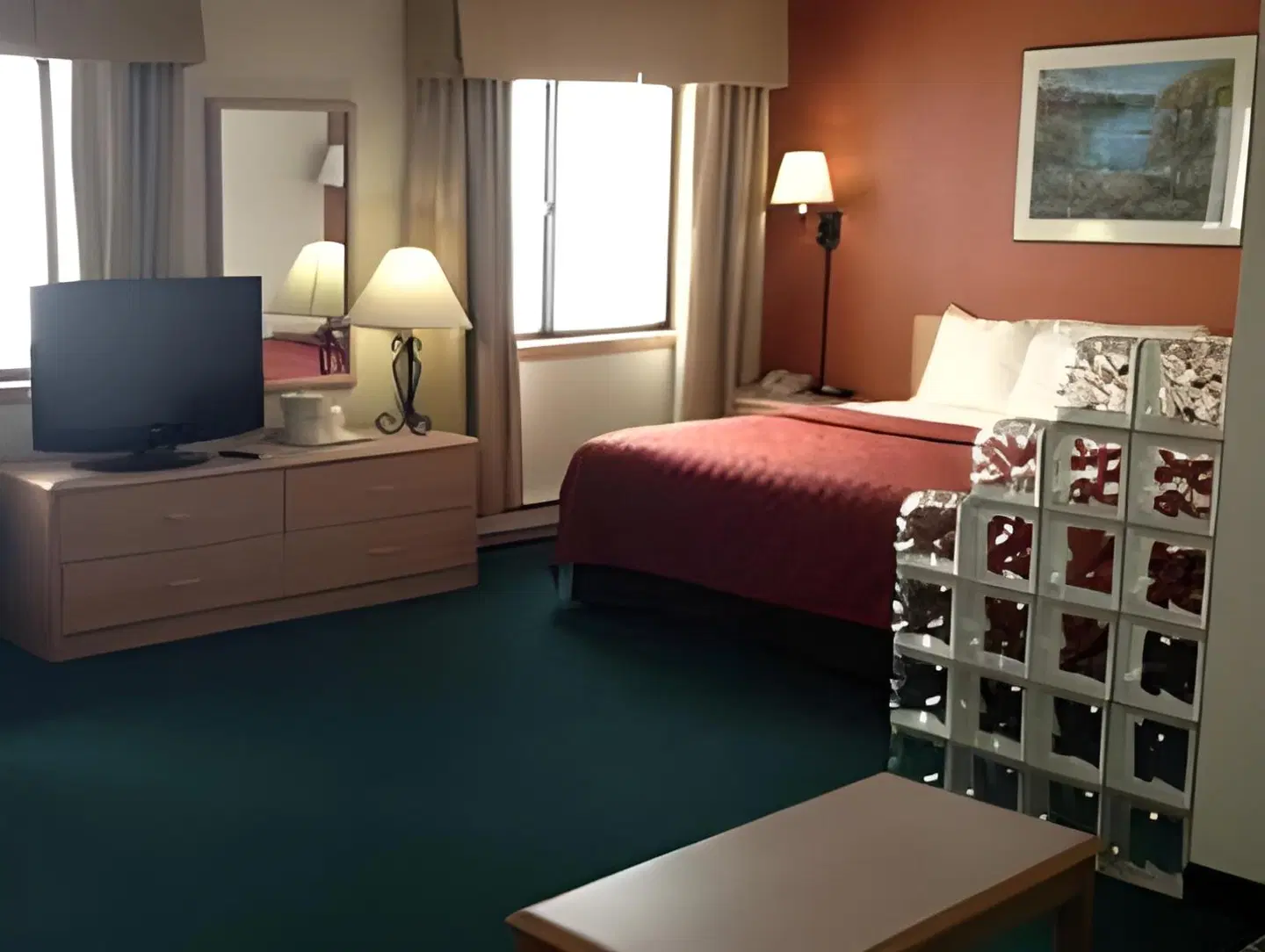AmericInn by Wyndham Ashland ROOM_EXAMPLE
