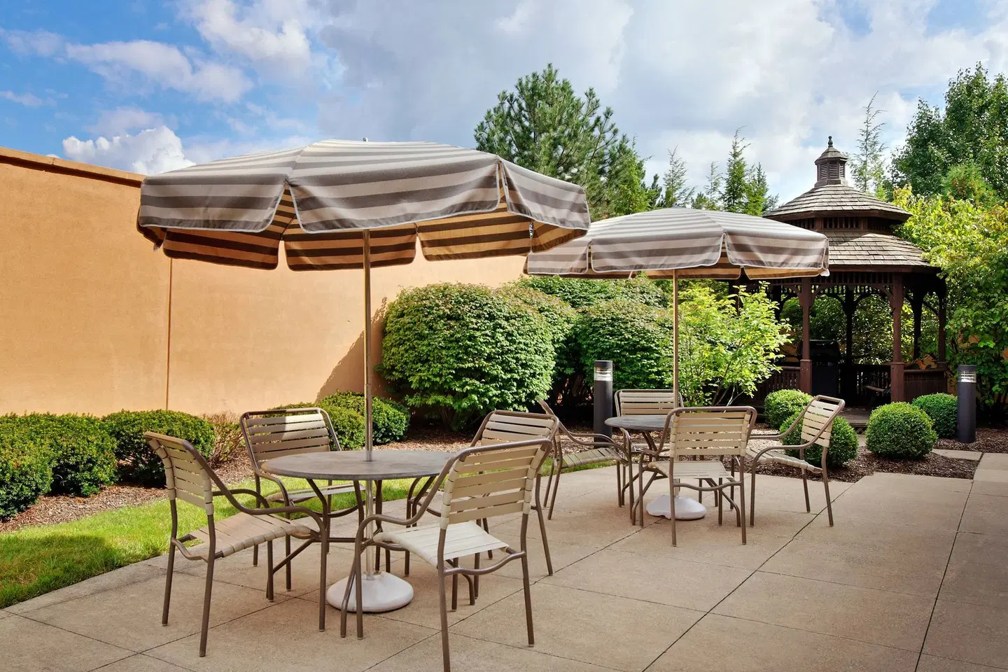 Courtyard by Marriott Detroit Pontiac/Auburn Hills Terrasse