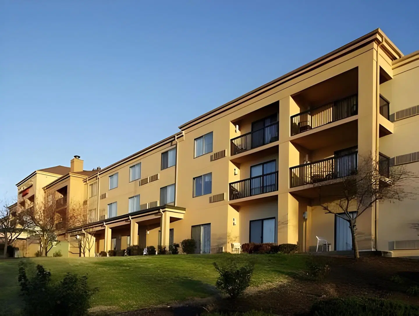 Courtyard by Marriott Paducah EXTERIOR