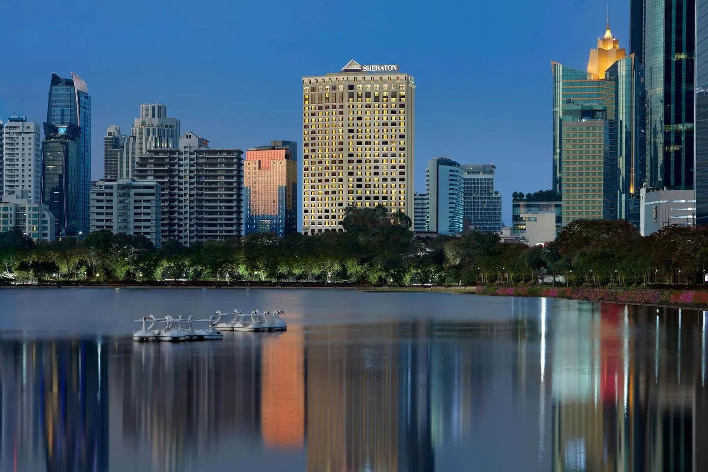 Sheraton Grande Sukhumvit, a Luxury Collection Hotel, Bangkok EXTERIOR