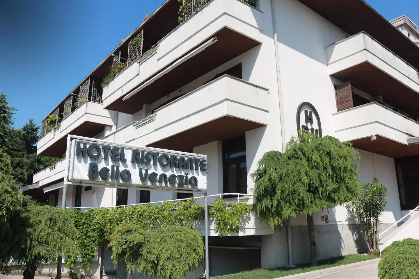 Hotel Bella Venezia EXTERIOR