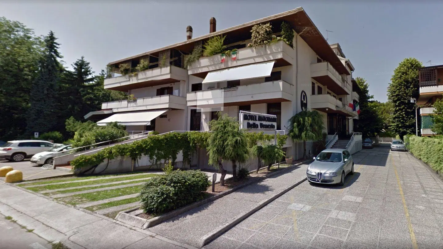 Hotel Bella Venezia EXTERIOR