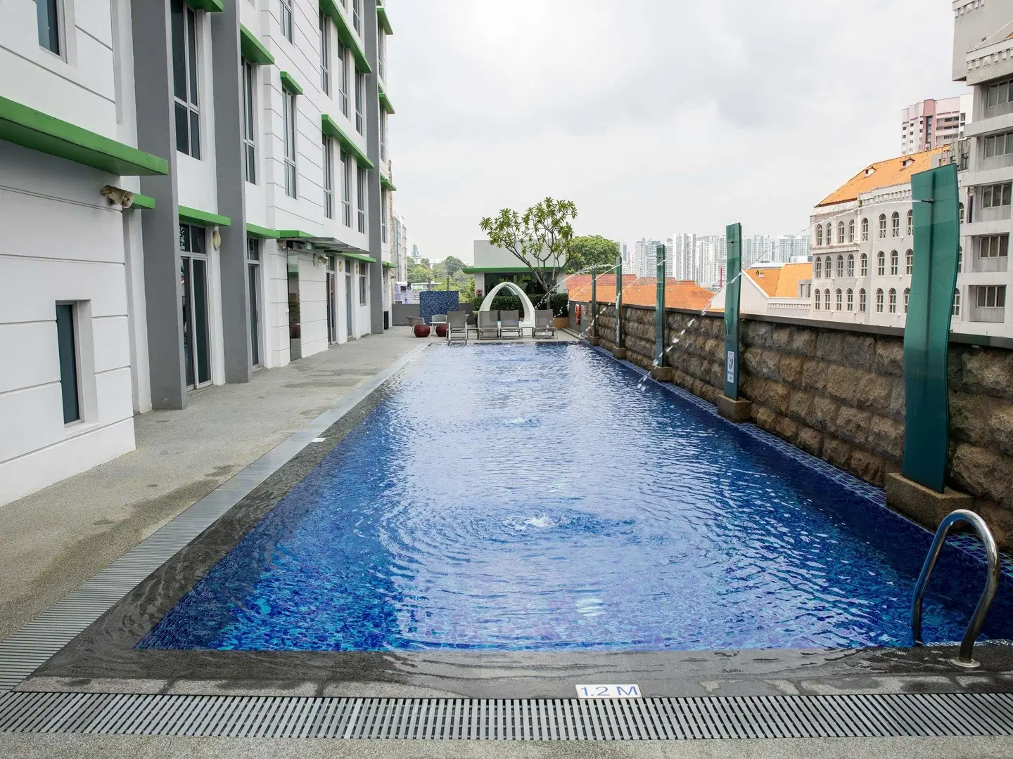 ibis Styles Singapore Albert OUTDOOR_POOL