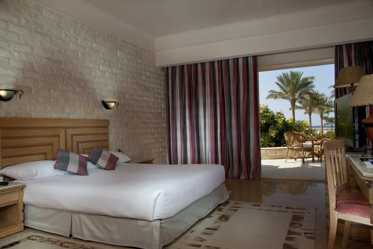 SUNRISE Juman Beach Resort ROOM_EXAMPLE