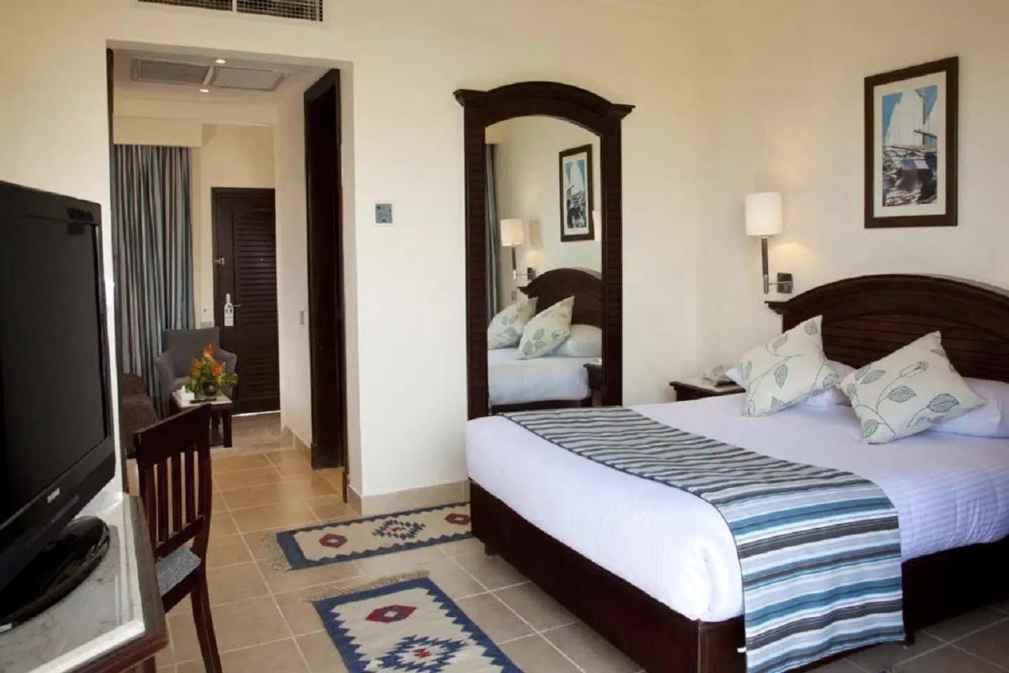 SUNRISE Juman Beach Resort ROOM_EXAMPLE
