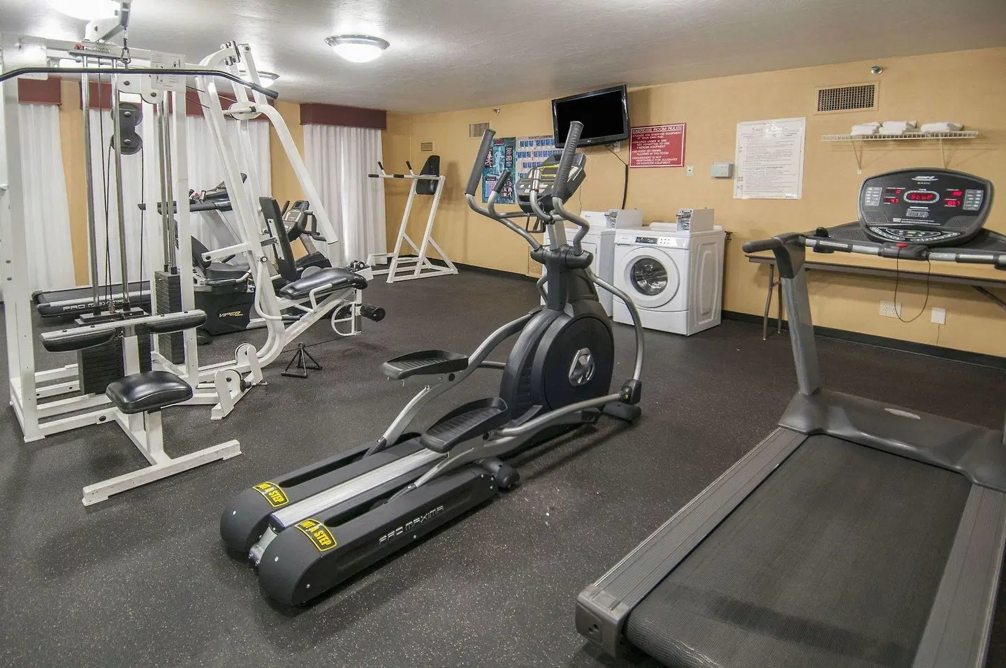 Governors Suites Hotel SPORTS_AND_LEISURE