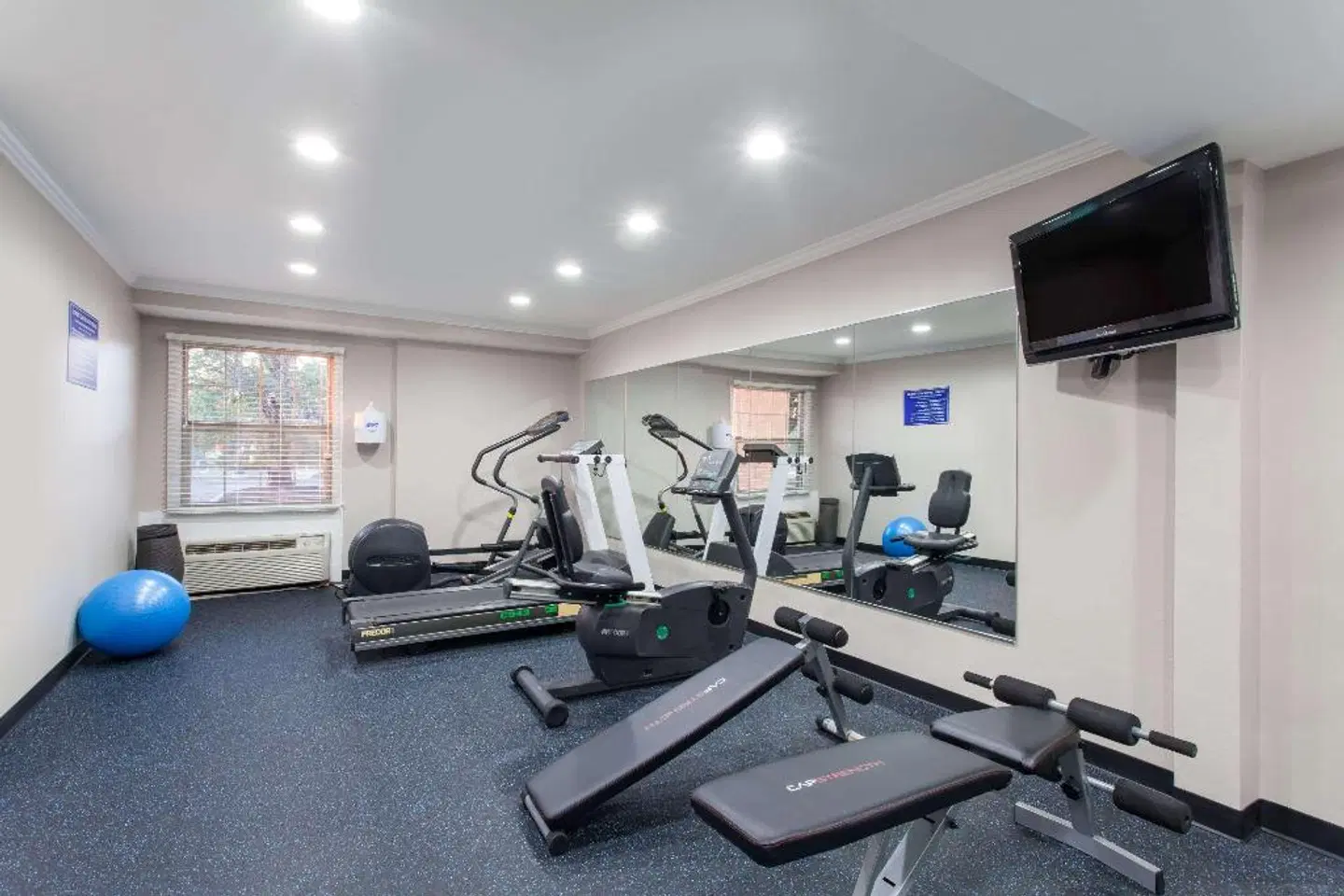 Days Inn by Wyndham Wilmington/Newark SPORTS_AND_LEISURE