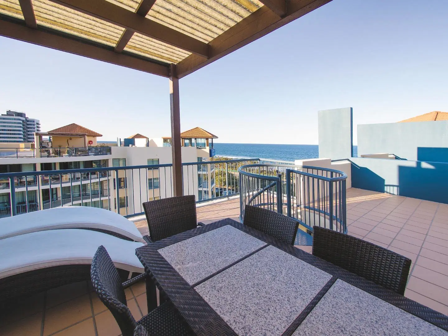 Oaks Seaforth Resort Terrasse