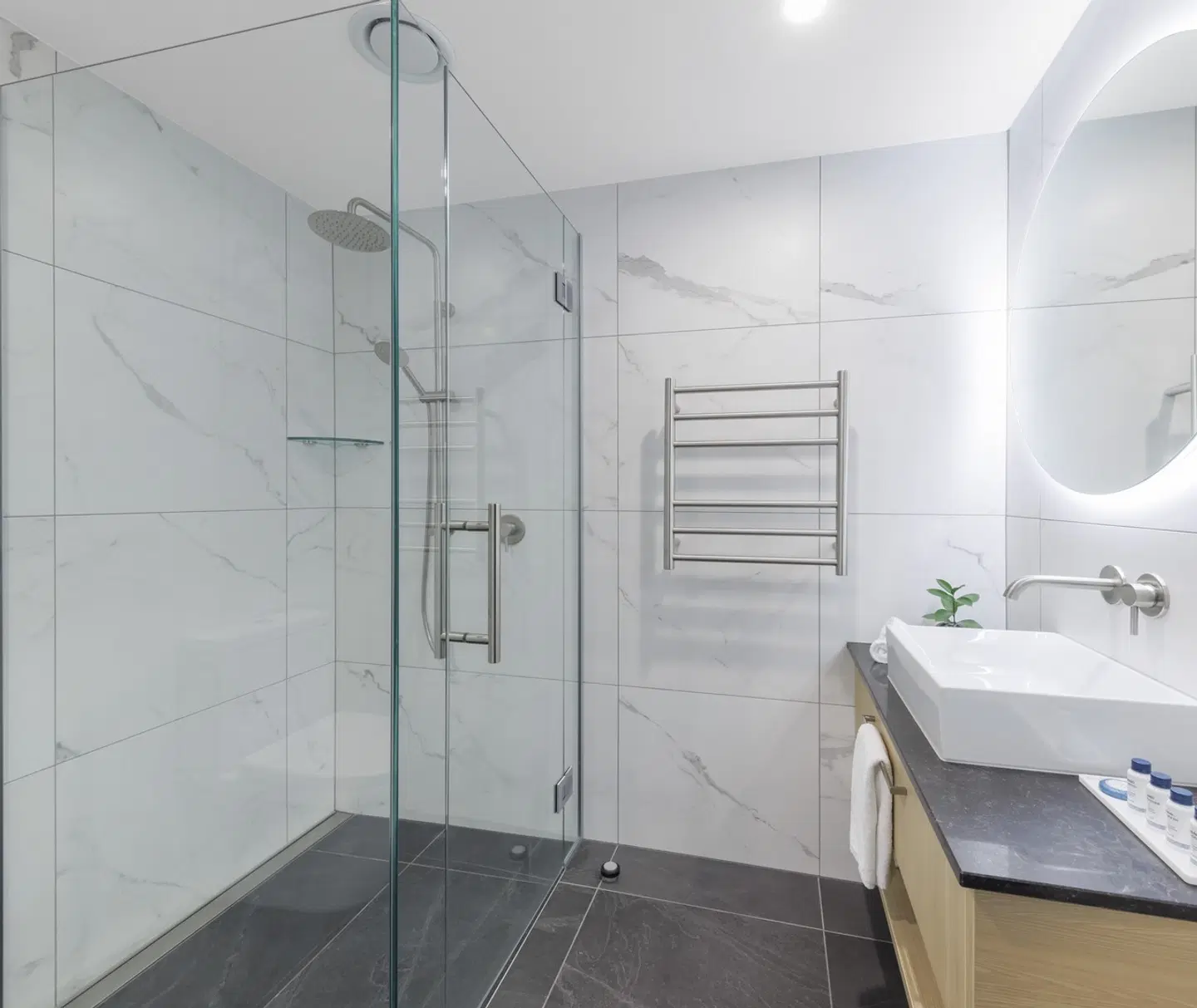 Oaks Shores Badezimmer