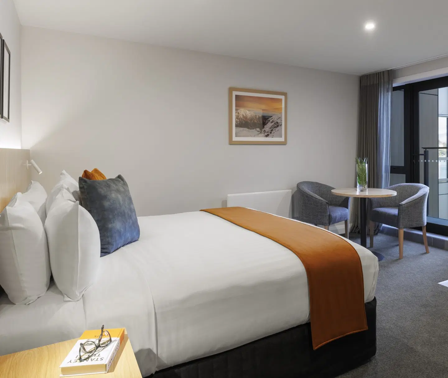 Oaks Shores ROOM_EXAMPLE