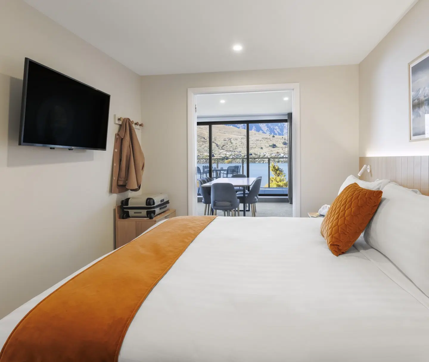 Oaks Shores ROOM_EXAMPLE