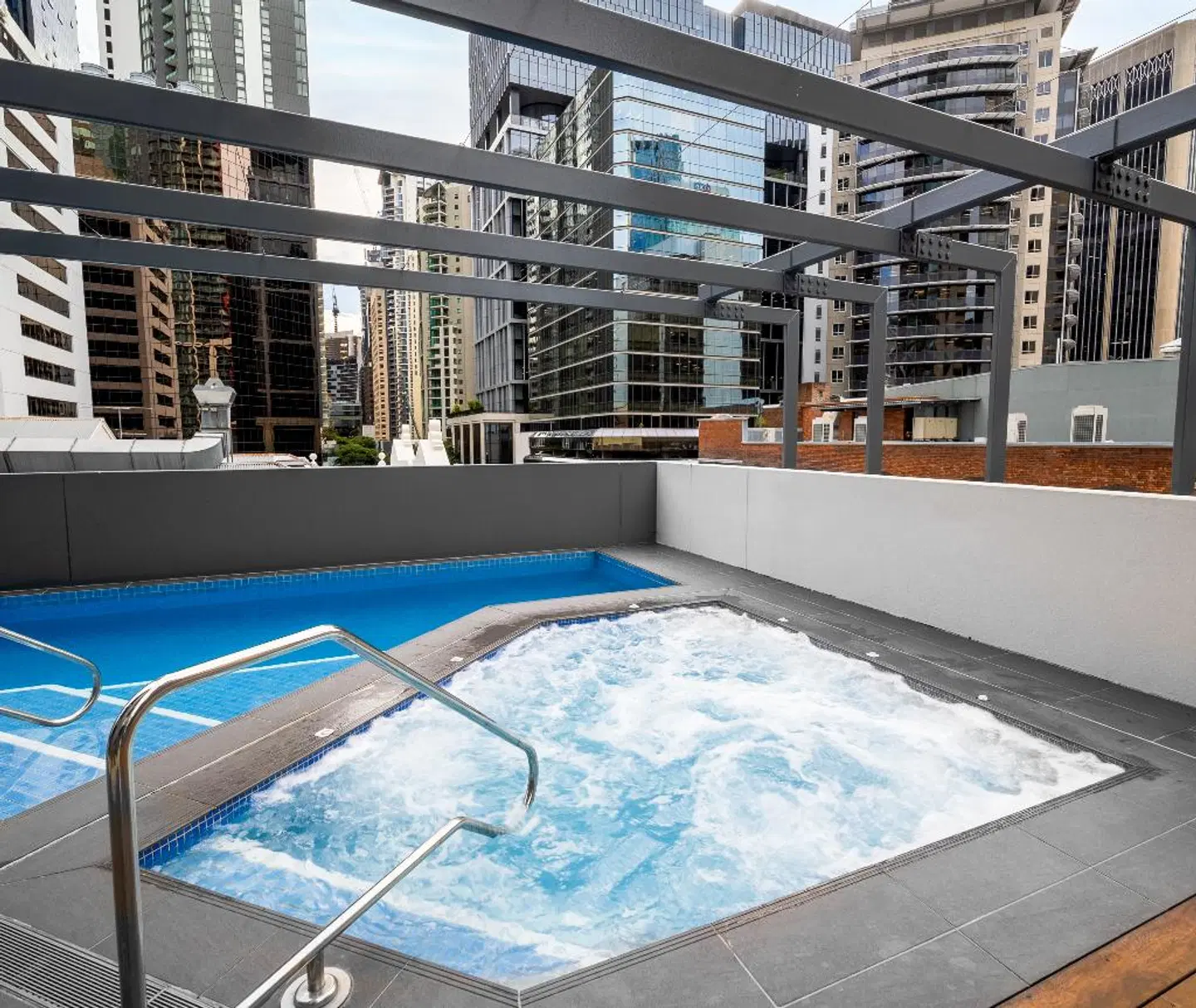 Oaks Brisbane on Felix Suites HEALTH_BEAUTY