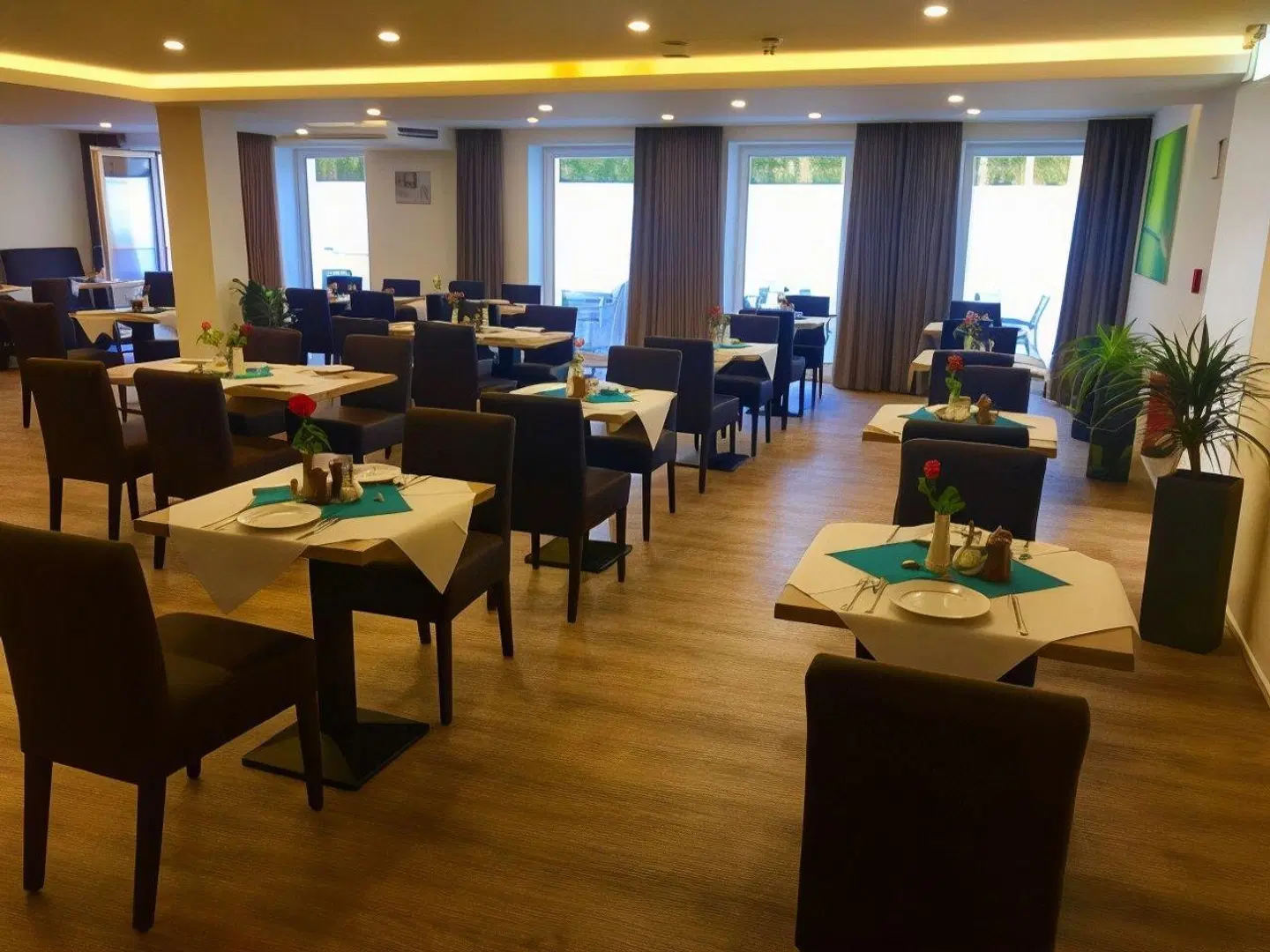 TRIP INN Conference, Hotel & Suites Restaurant