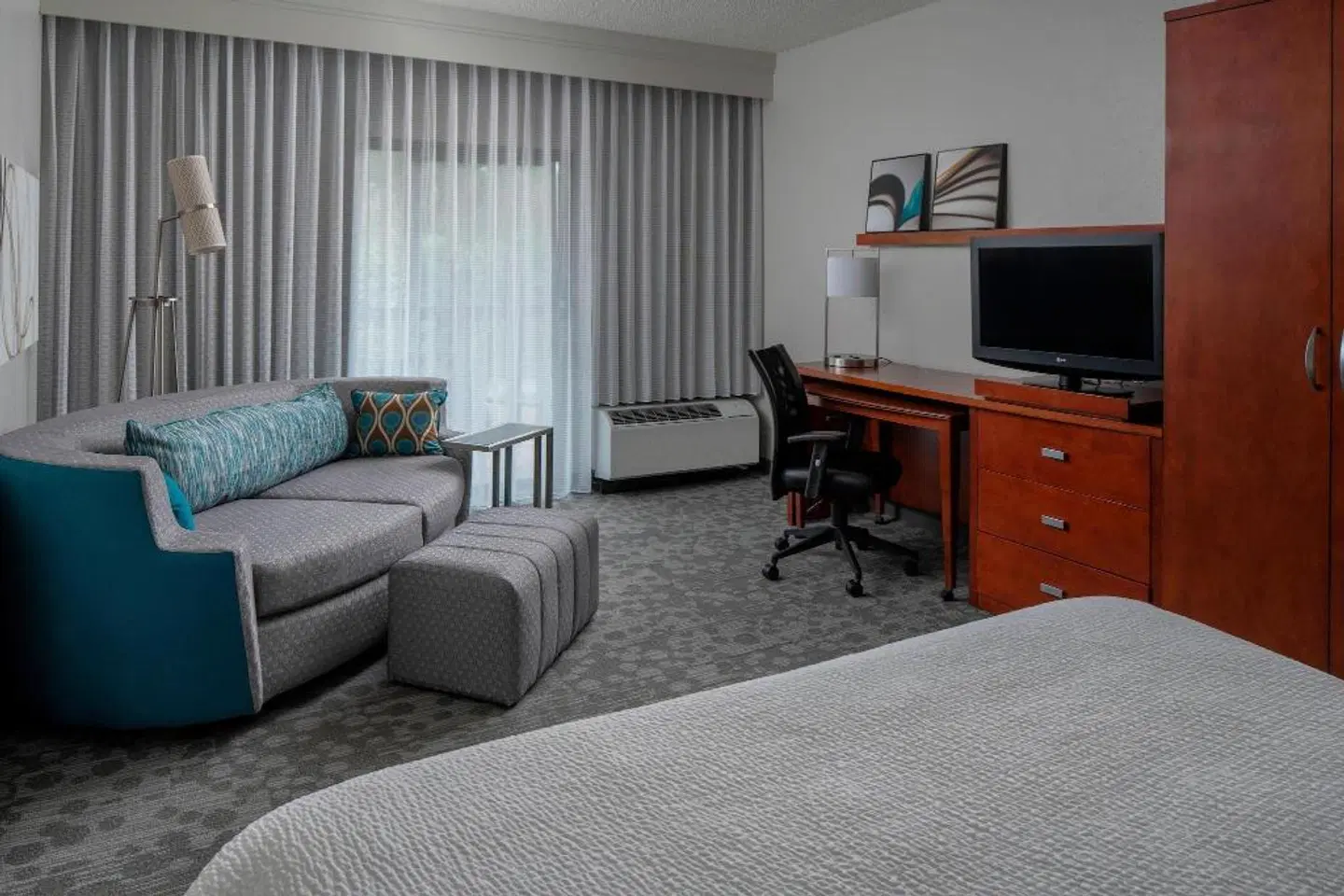 Courtyard by Marriott Jacksonville at the Mayo Clinic Campus/Beaches ROOM_EXAMPLE