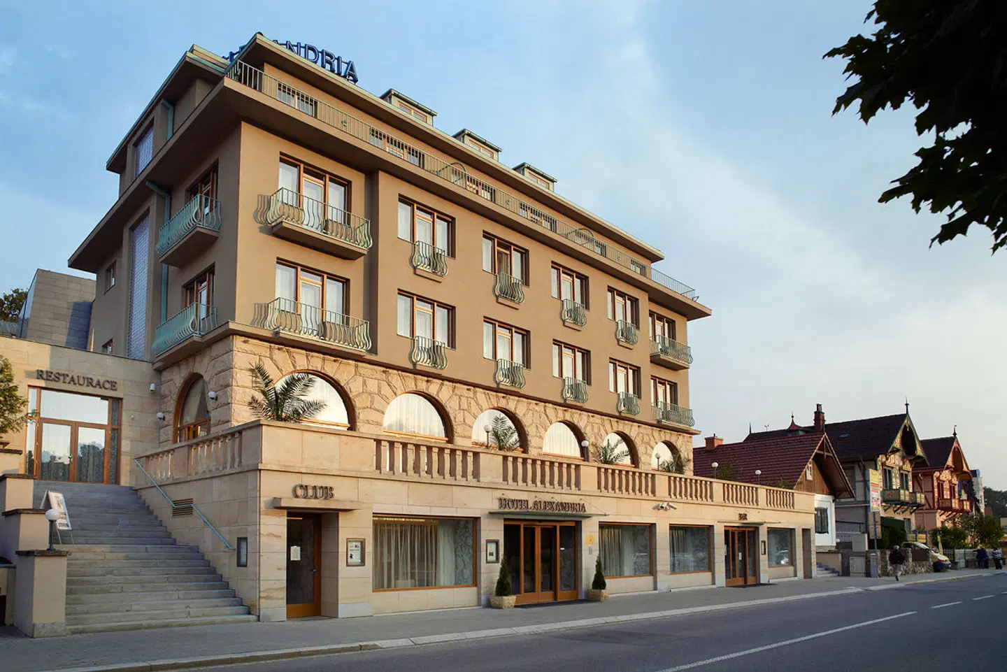 Alexandria Spa & Wellness Hotel EXTERIOR