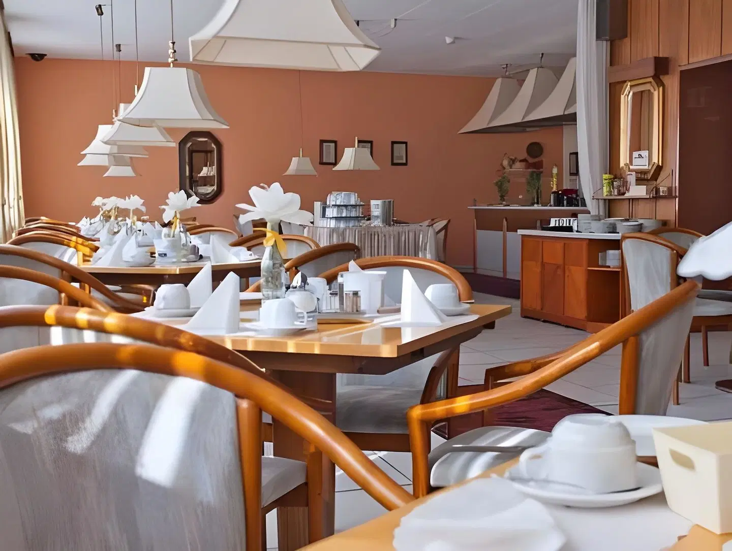 Excelsior Restaurant