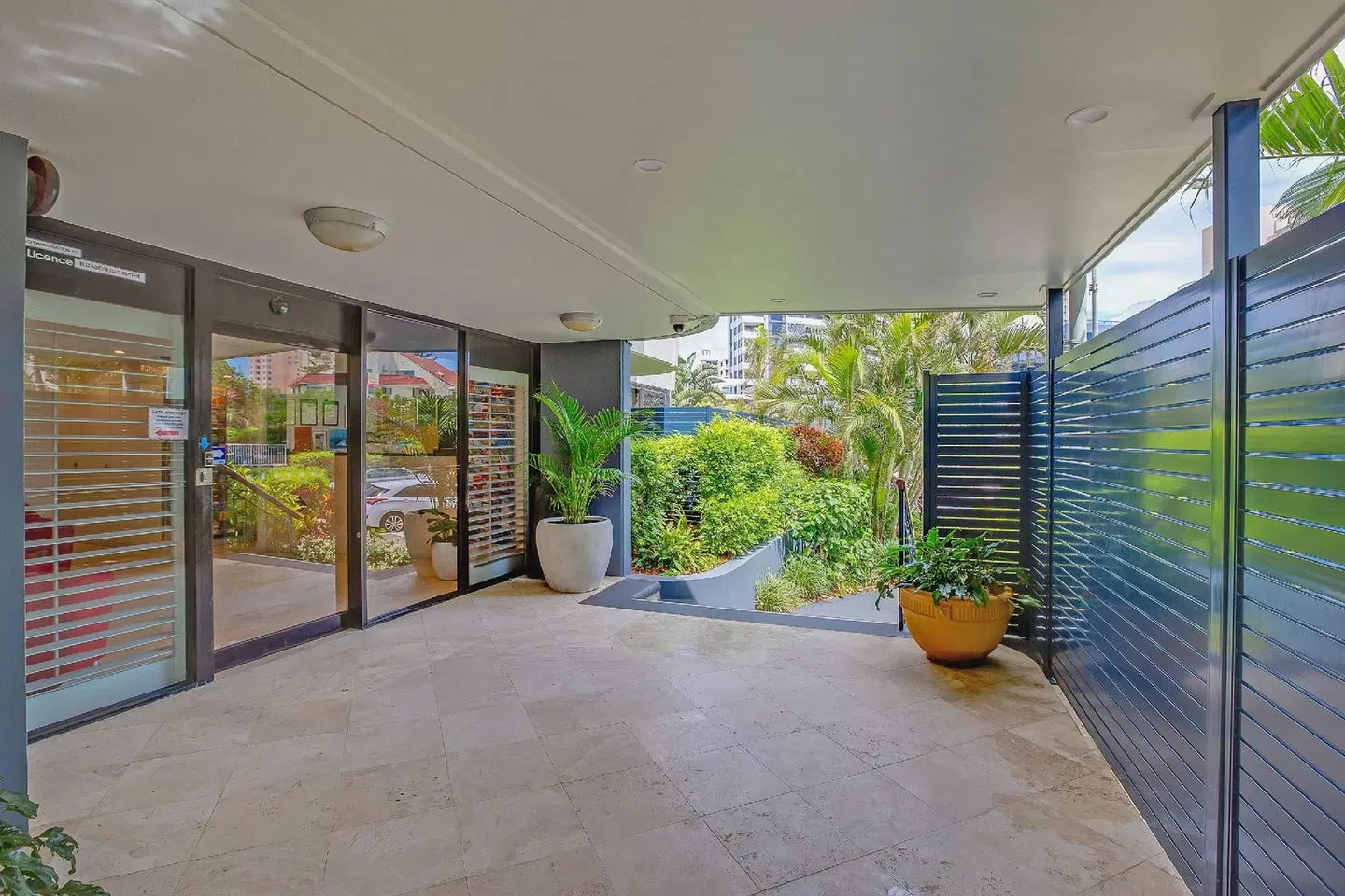 Broadbeach Pacific Resort LOUNGE_LOBBY
