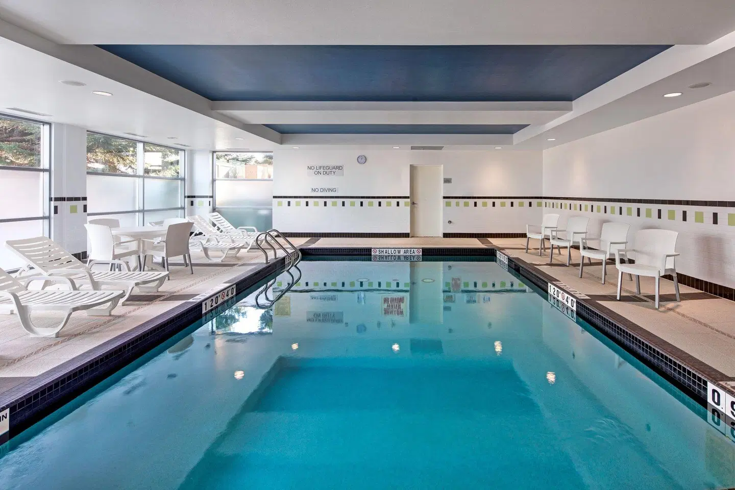 Fairfield Inn & Suites by Marriott Toronto Mississauga Hallenbad