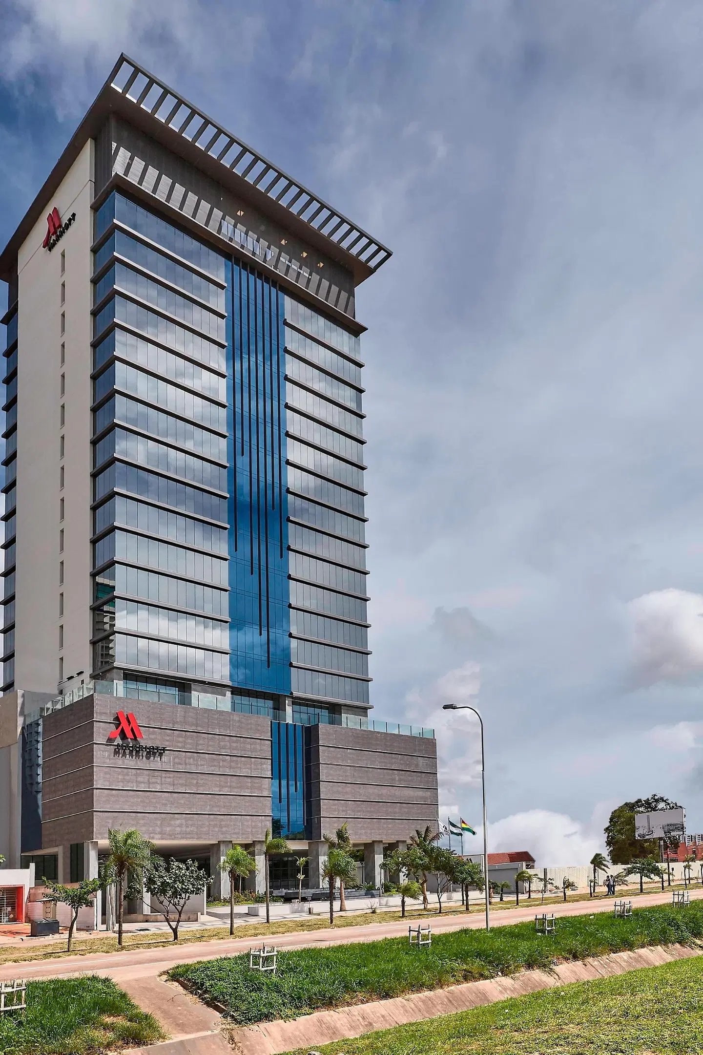 Marriott Santa Cruz de la Sierra Hotel EXTERIOR