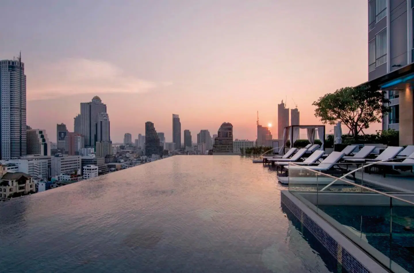 Bangkok Marriott Hotel The Surawongse Strand