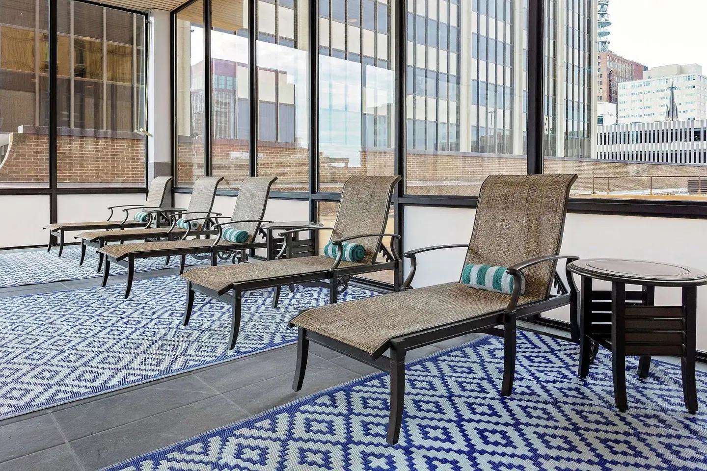 DoubleTree by Hilton Hotel Omaha Downtown Hallenbad