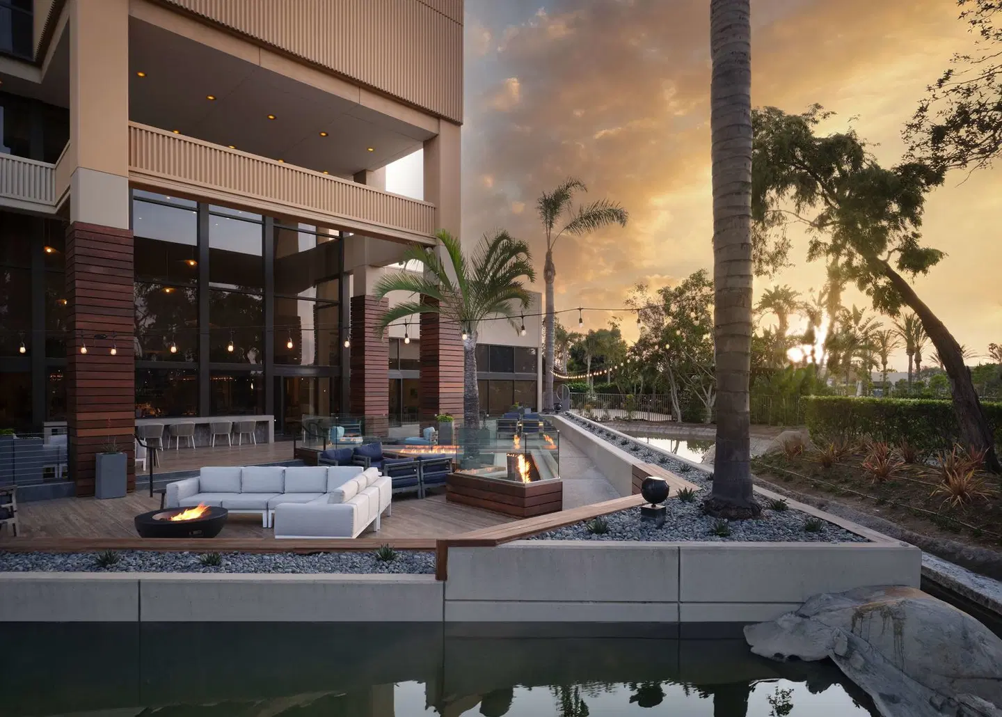 Hotel Fera Anaheim, a DoubleTree by Hilton Terrasse