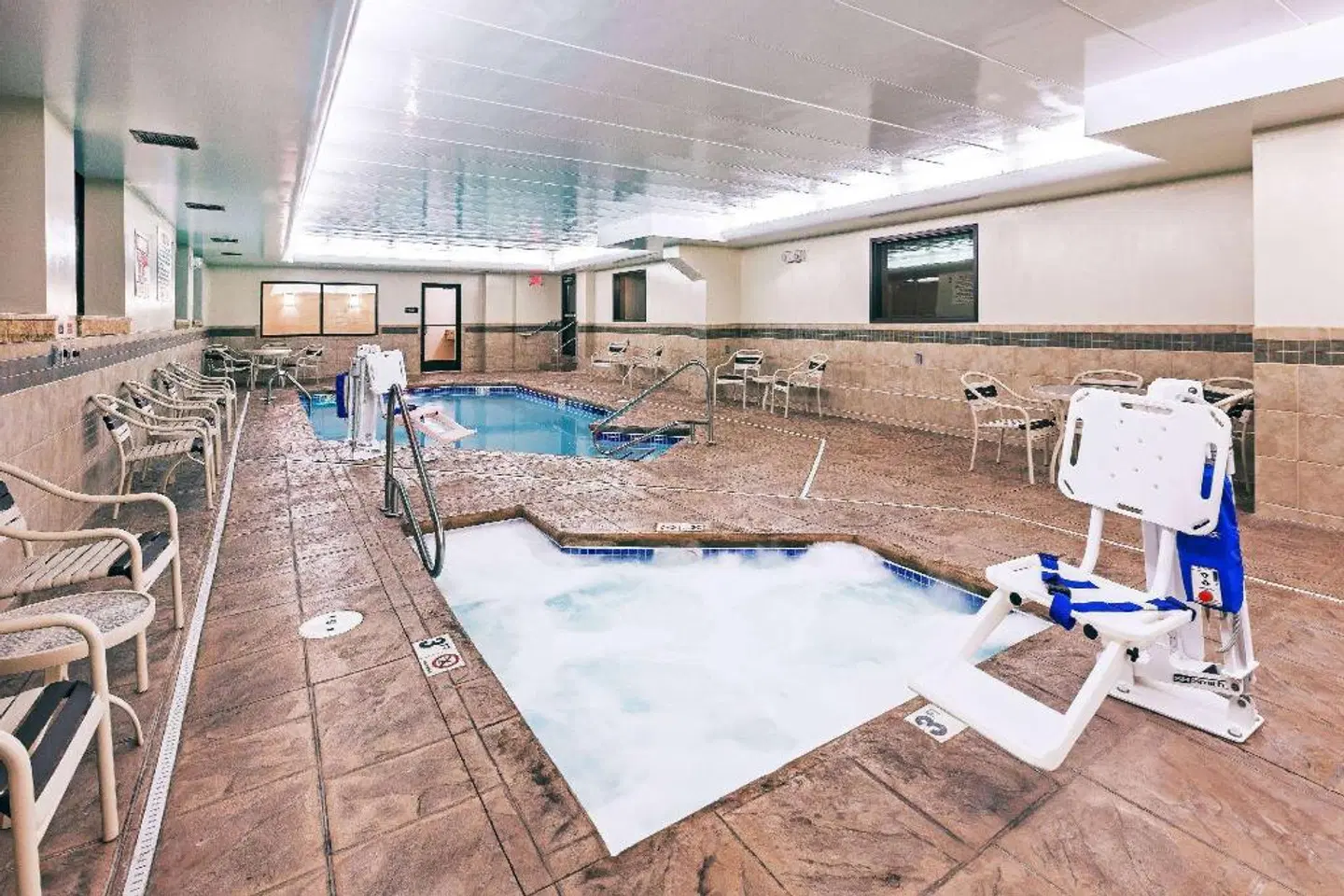 AmericInn by Wyndham Omaha Hallenbad