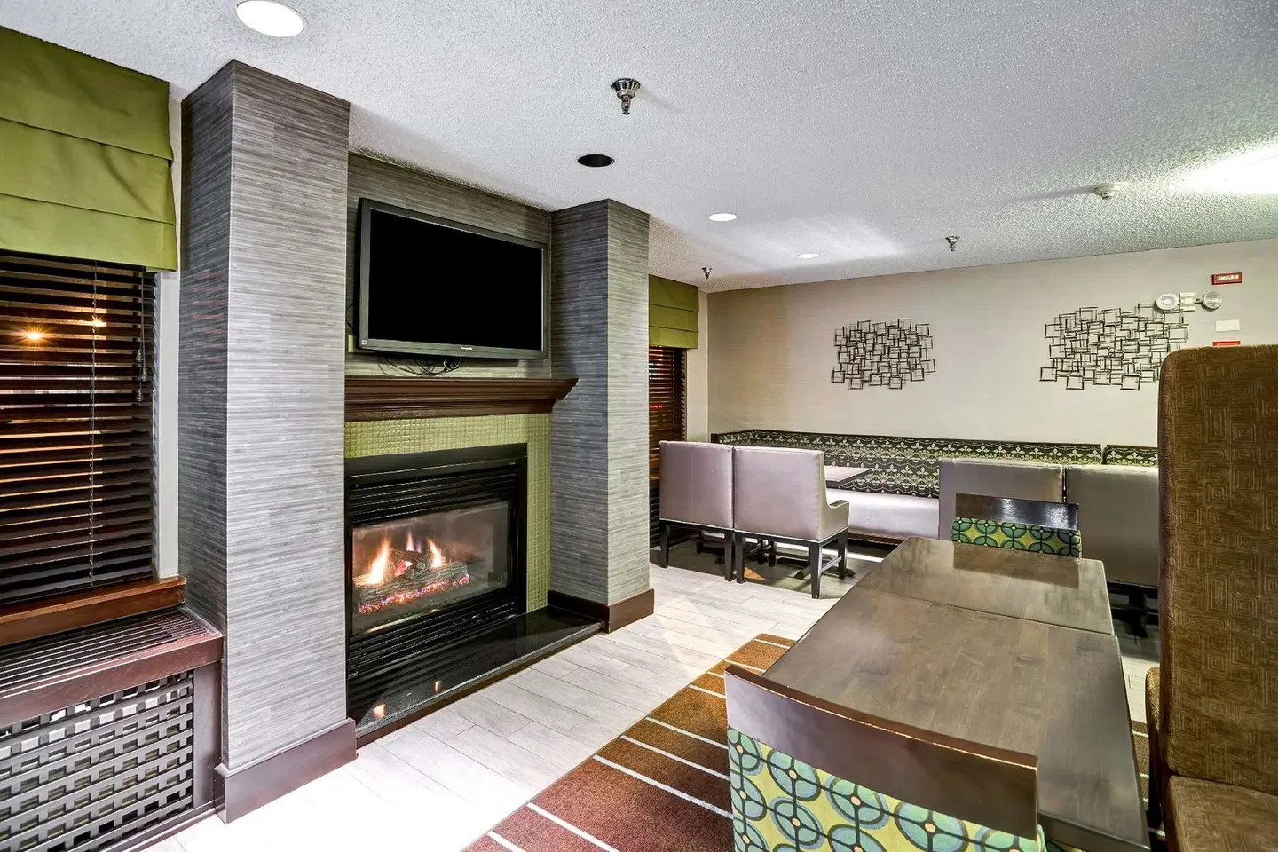 Hampton Inn State College HEALTH_BEAUTY