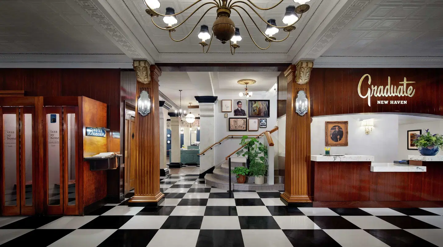 Graduate New Haven LOUNGE_LOBBY