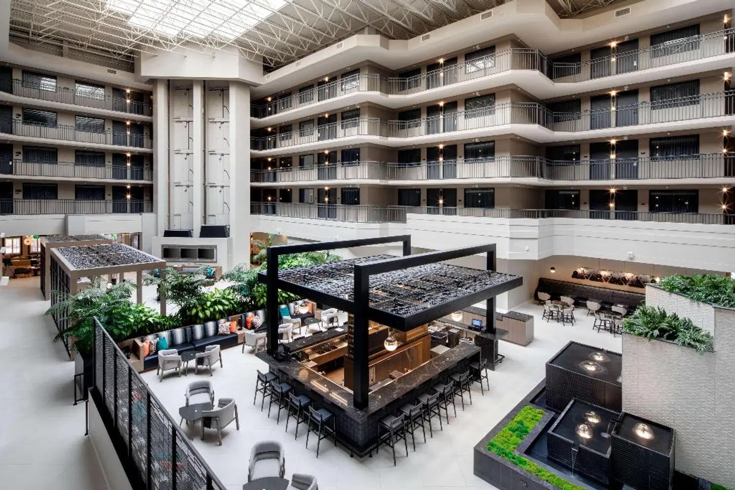 Embassy Suites by Hilton San Rafael Marin County EXTERIOR