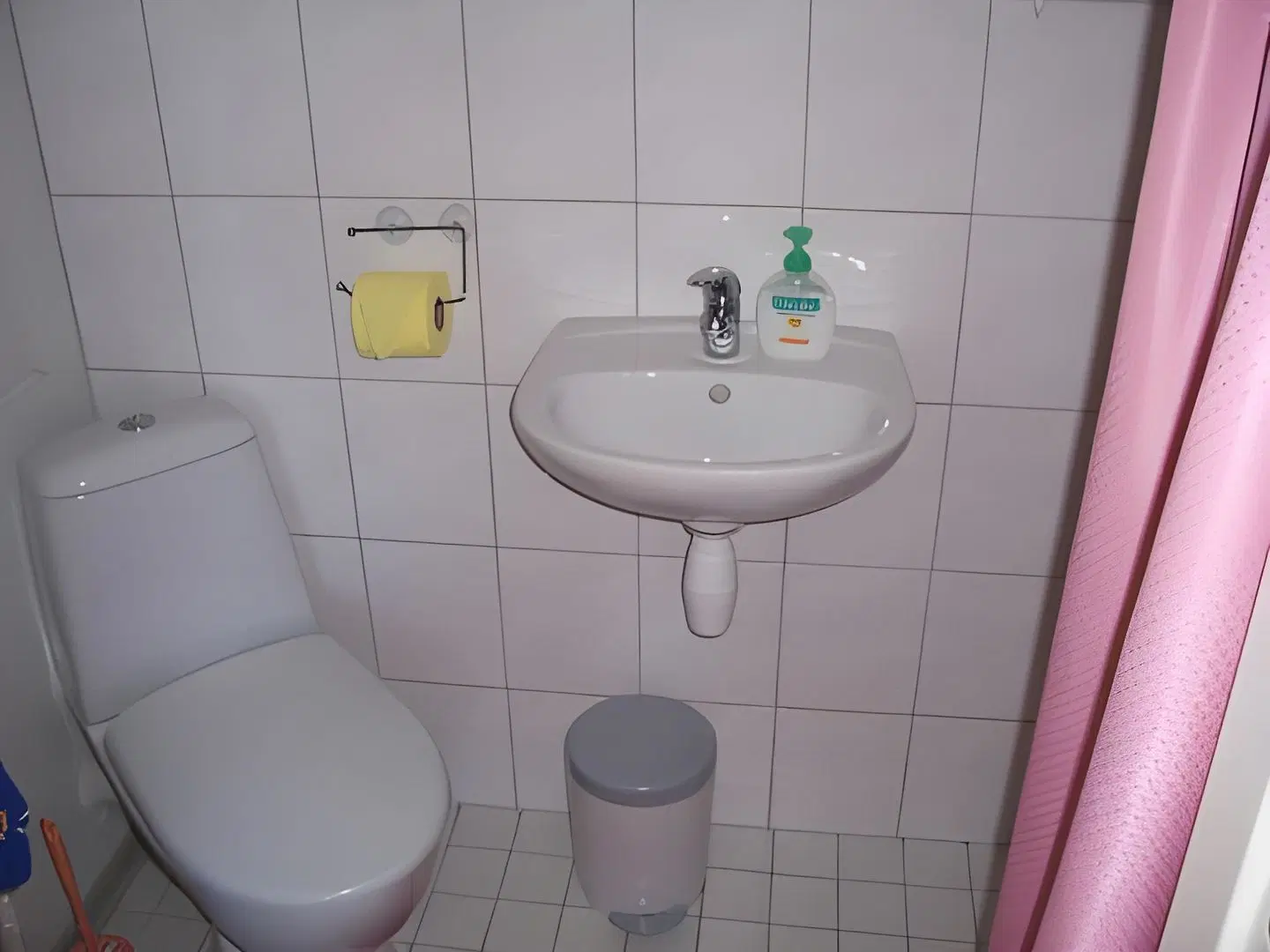 Anette Hostel Badezimmer