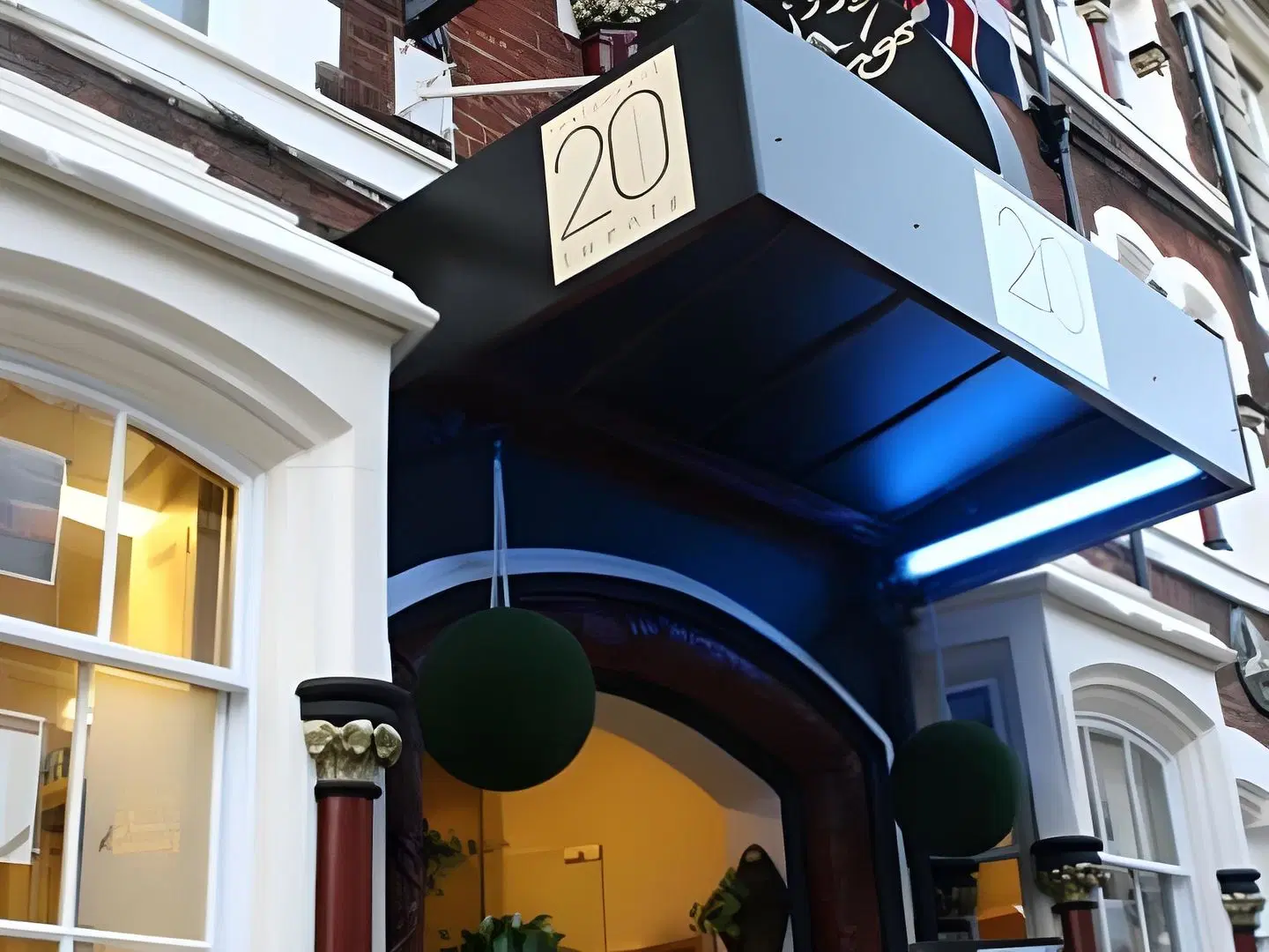 The Kings EXTERIOR