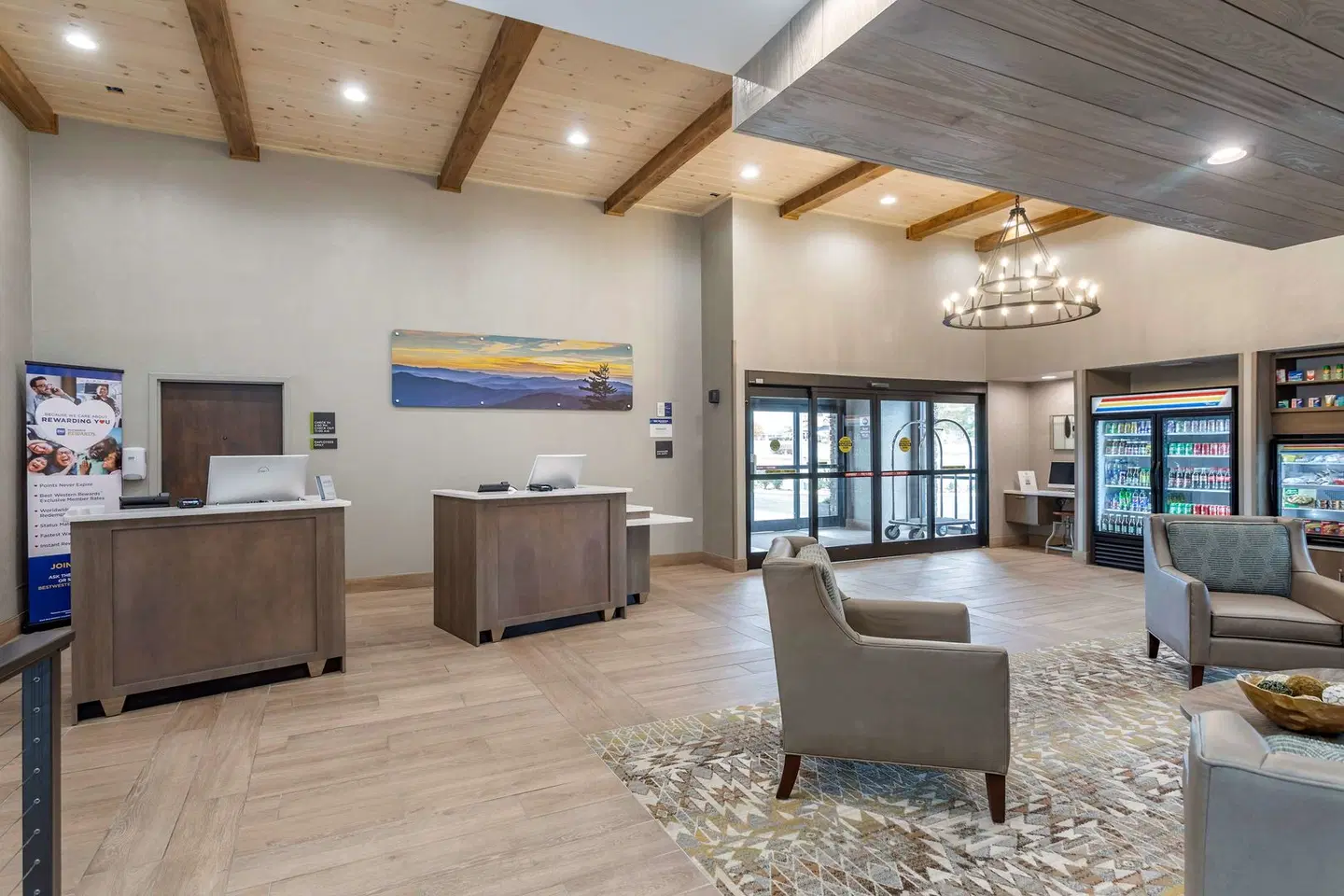 Best Western Plus Apple Valley Lodge Pigeon Forge LOUNGE_LOBBY