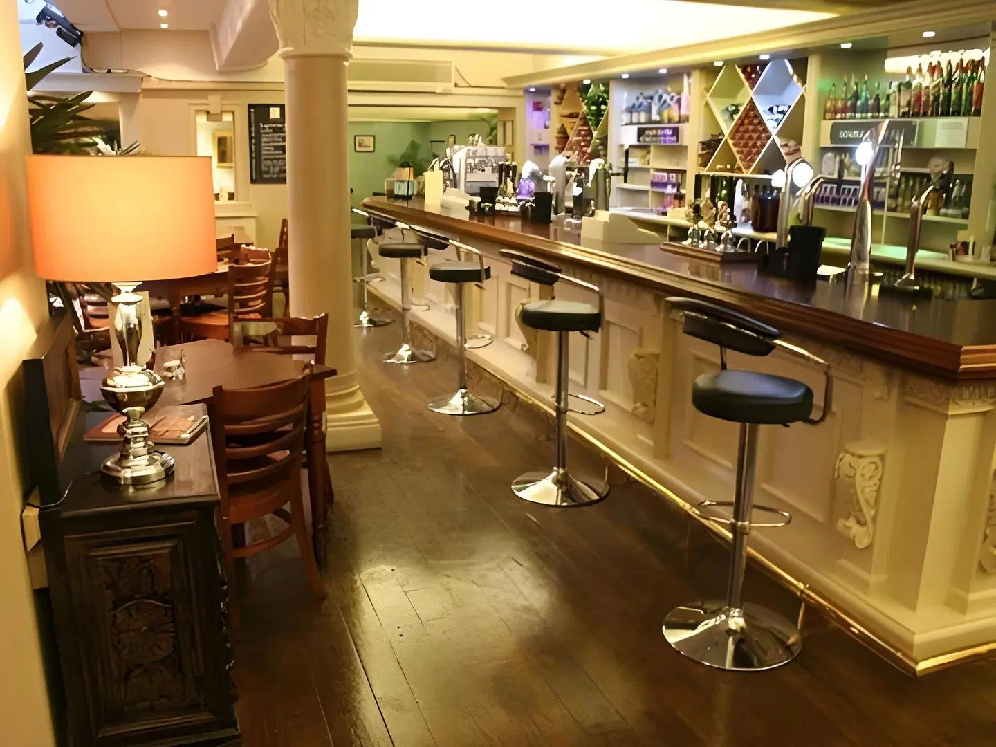 The Kings Bar