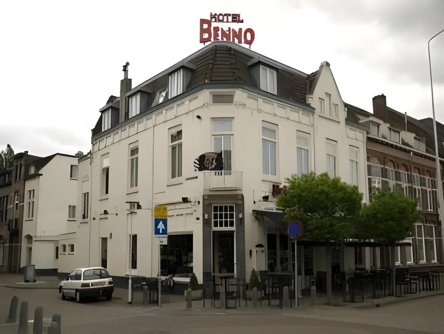 Benno EXTERIOR