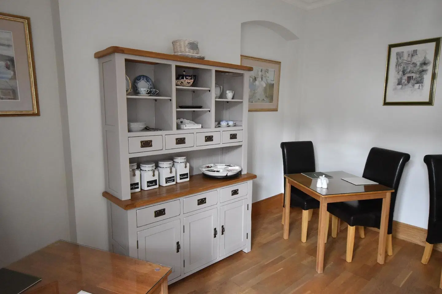 Gordon House ROOM_EXAMPLE