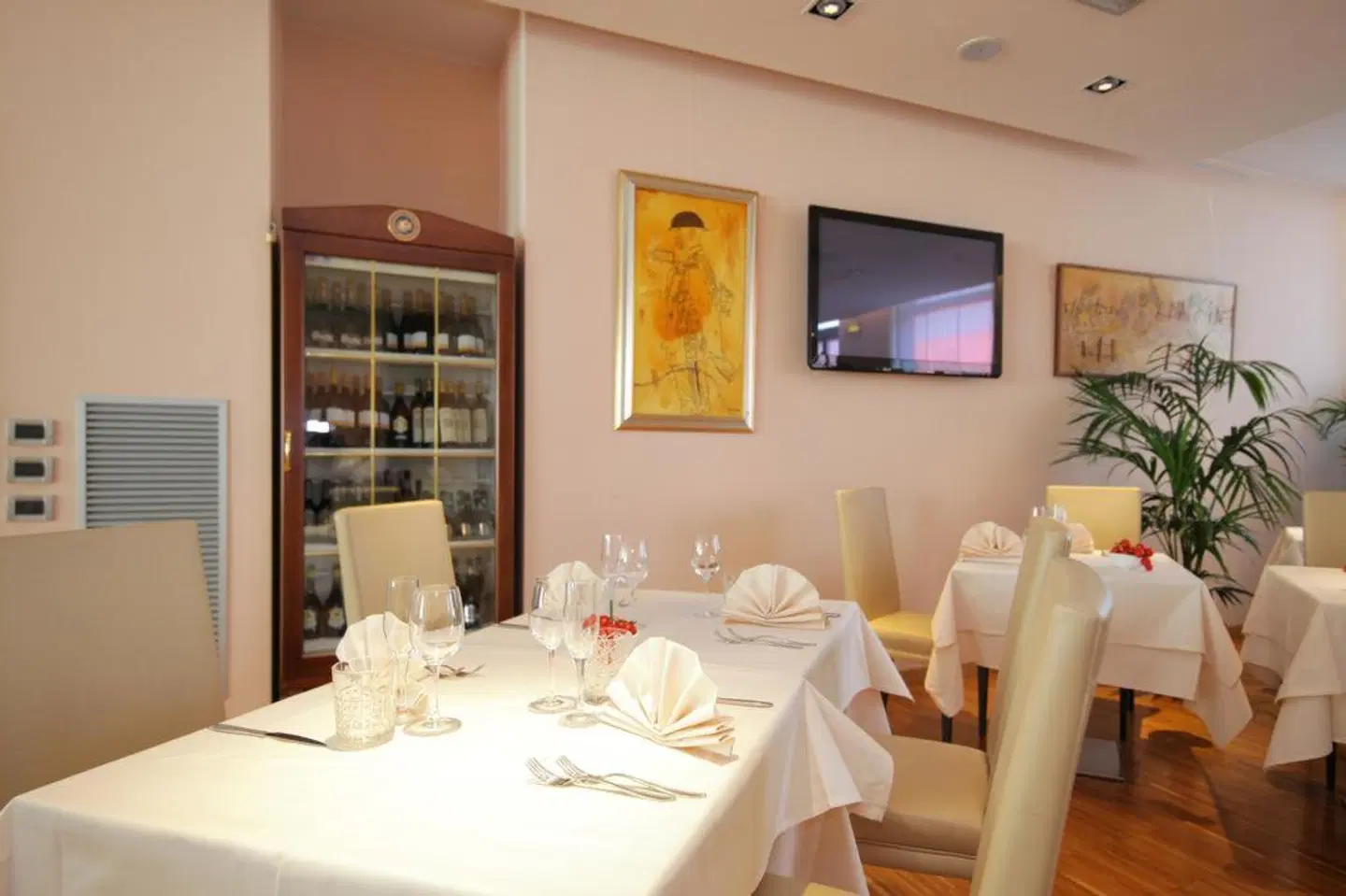 Major Restaurant