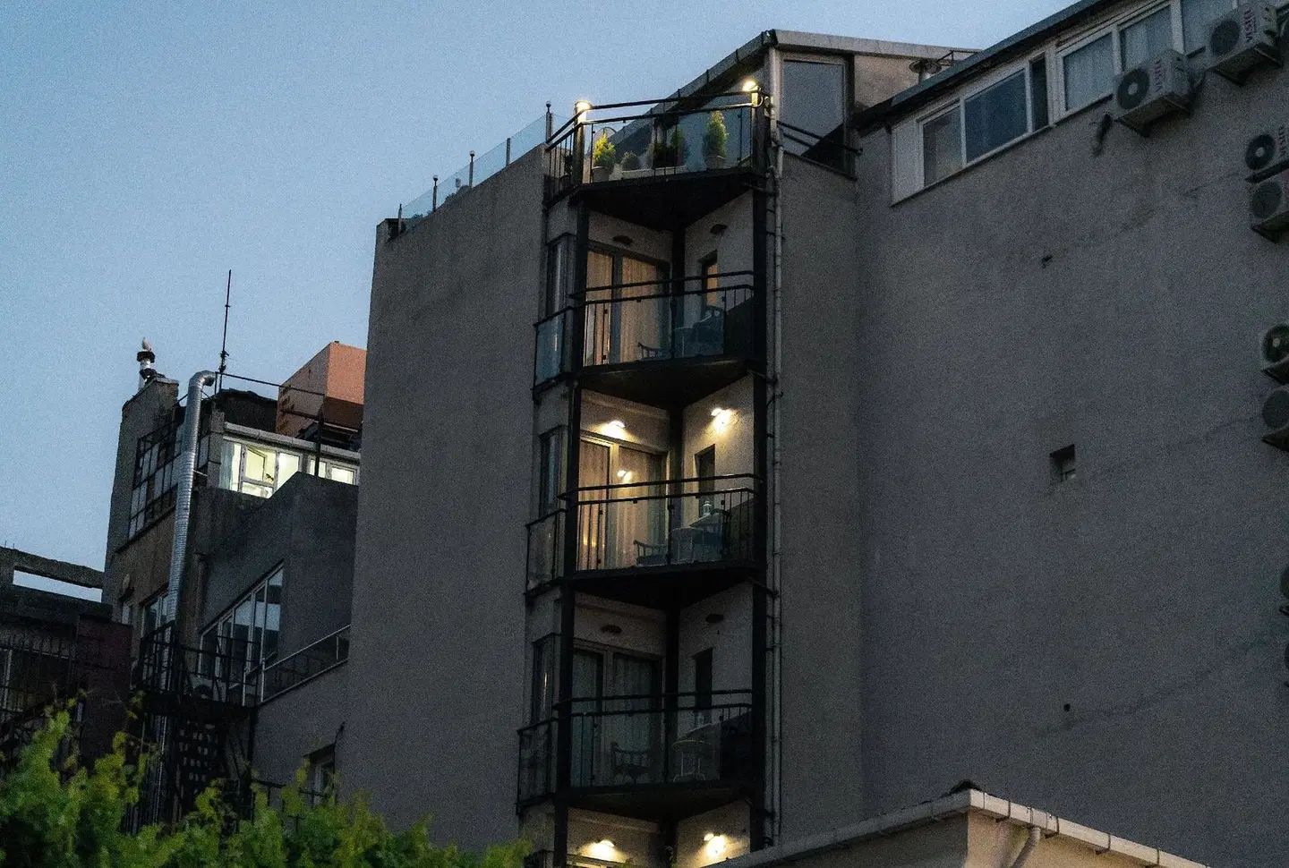 Elanaz Hotel EXTERIOR