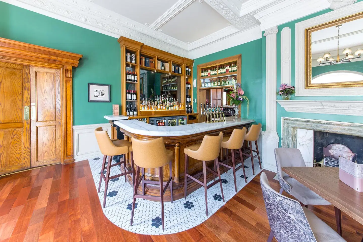 Portmarnock Hotel & Golf Links Bar